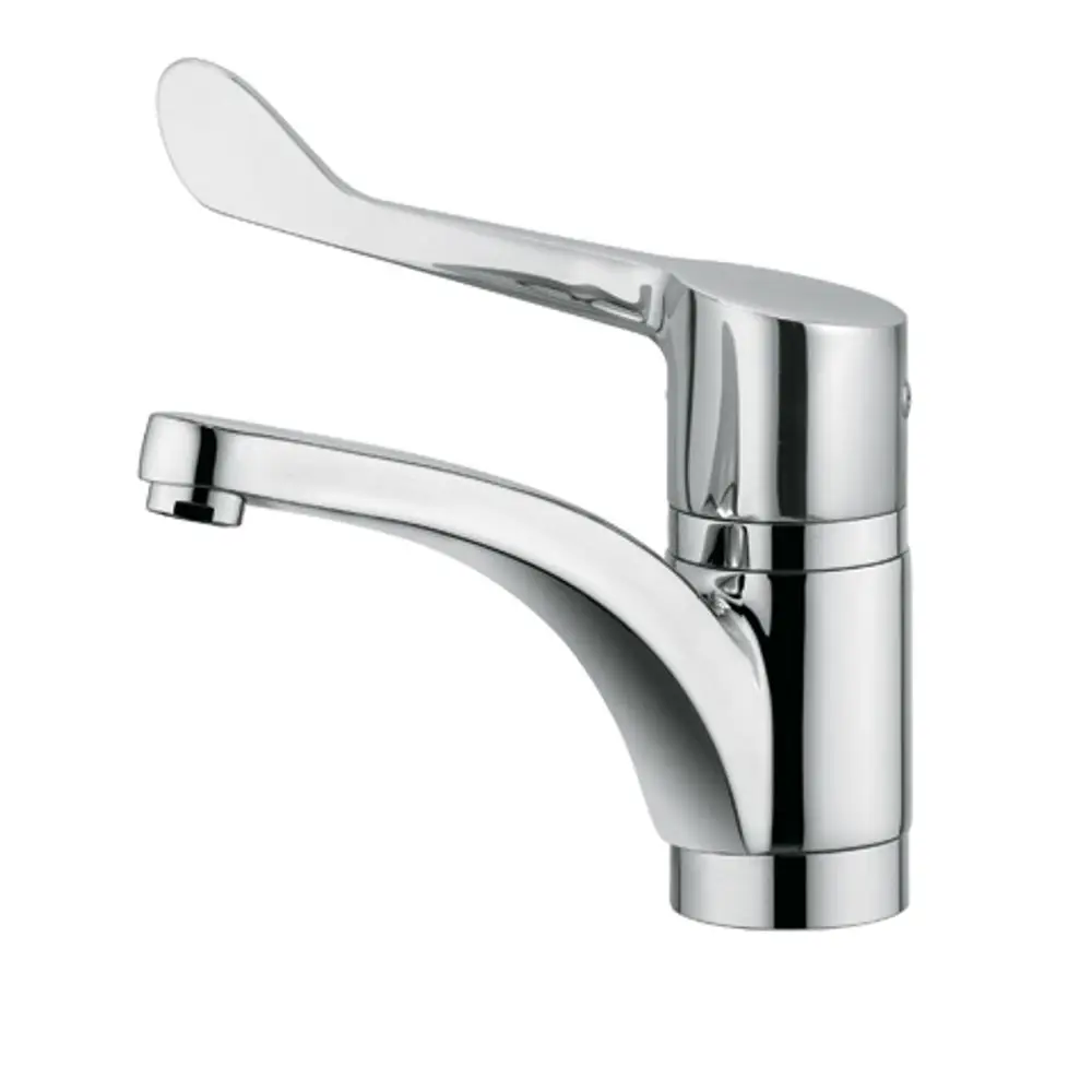 Chromfarbener Kludi Wasserhahn mit einem langen Hebel für die Bedienung. Das Design ist modern und eignet sich für den Einsatz in der Küche.